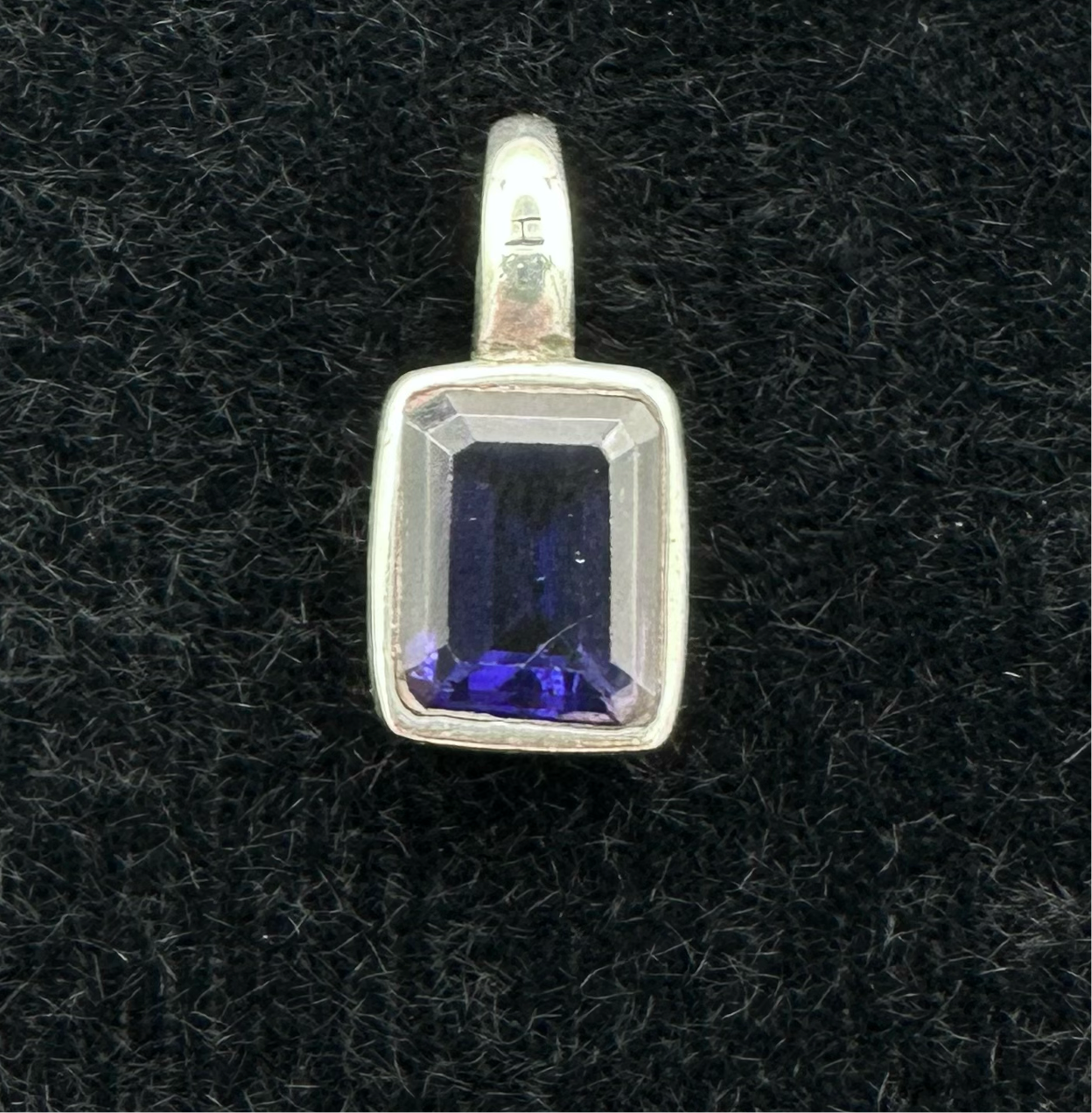 Sapphire Pendant