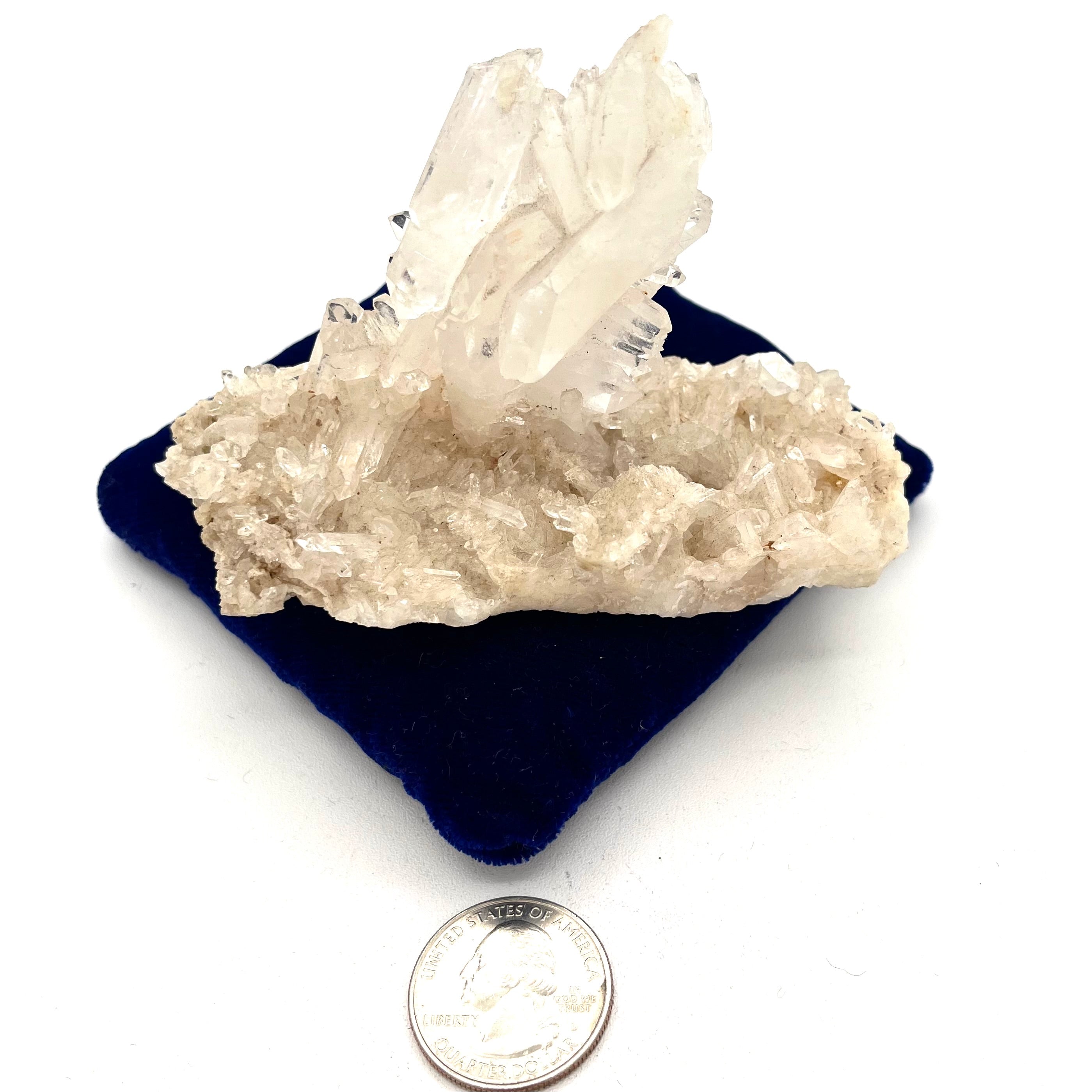 Double Terminated Quartz Cluster