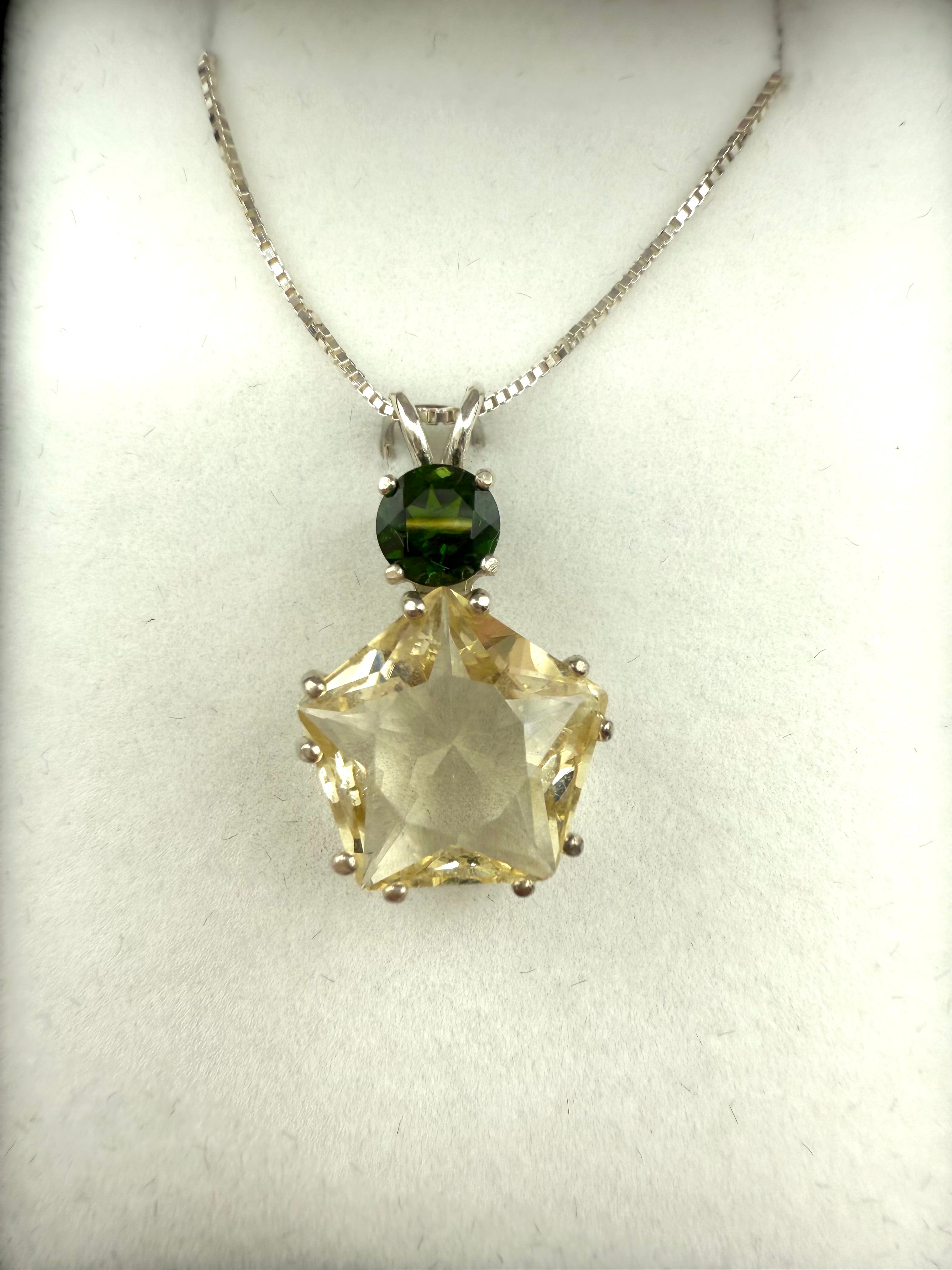 Golden Labradorite Star of Venus w/ Round Cut Chrome Diposide- Paul Jensen Signature Collection